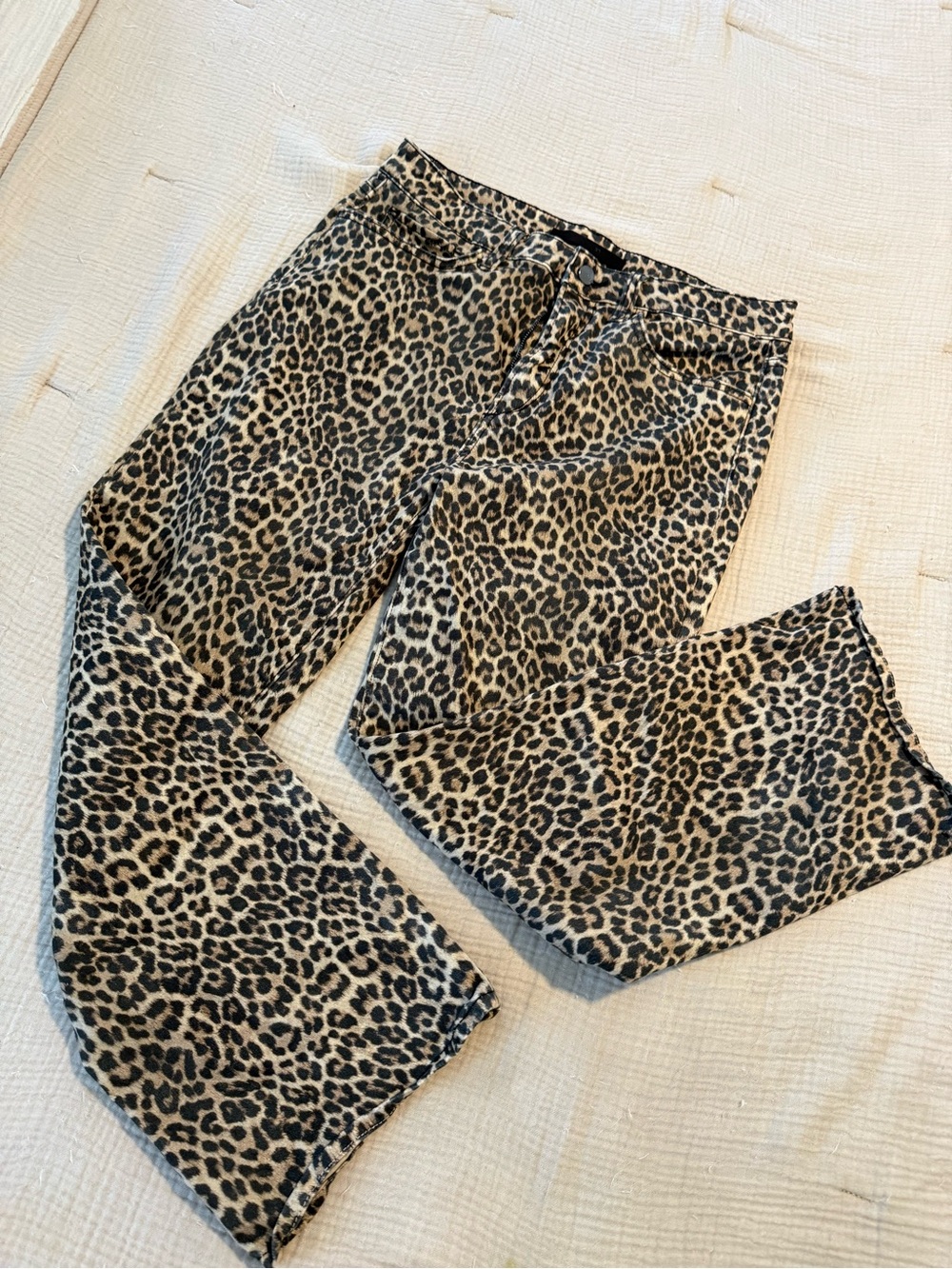 Joe’s Jeans Leopard Print High Rise Crop Boot Cut Jeans - Black/Tan - Picture 8 of 8